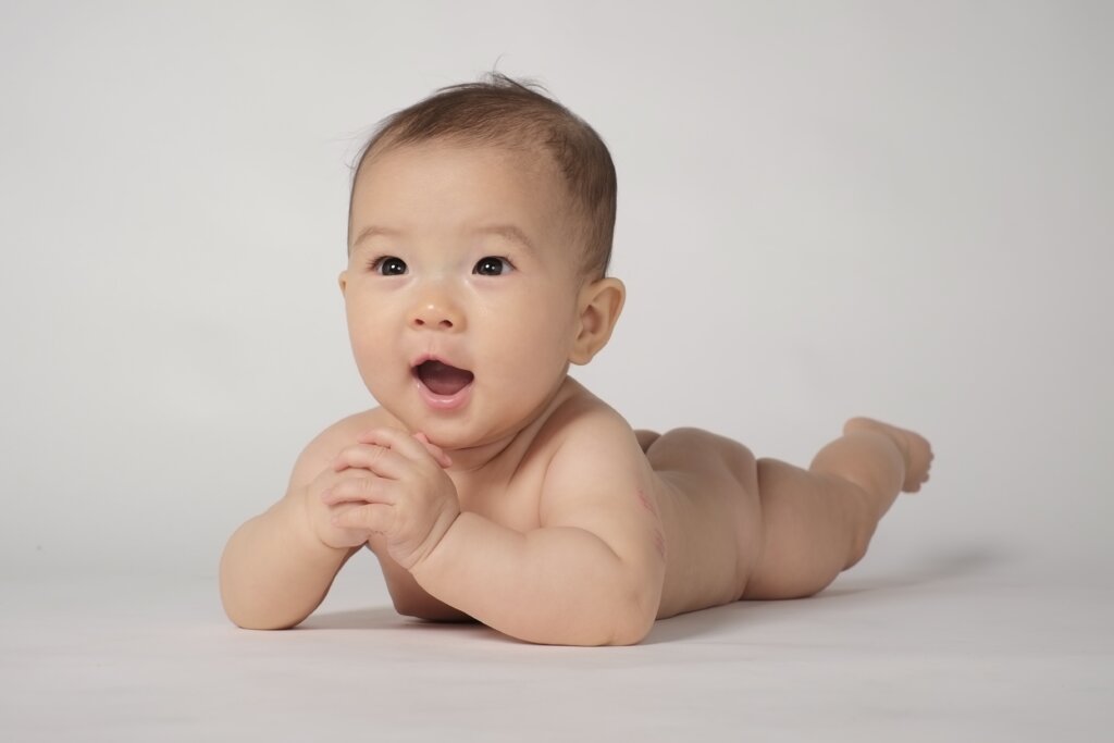 赤ちゃん　おしりふき　水99％ Super 新生児からのおしりふき　アカチャンホンポ